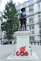 A monument to the fallen in World War I that we saw on our visit to London.